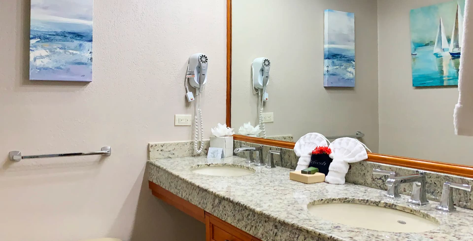 Junior Suite kitchenette