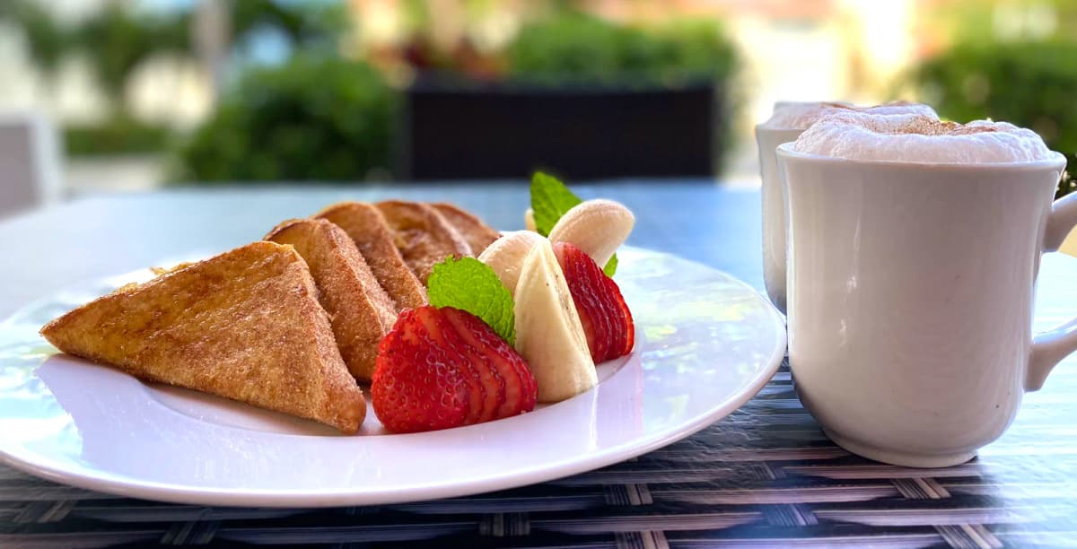 Juliette's Bistro deck