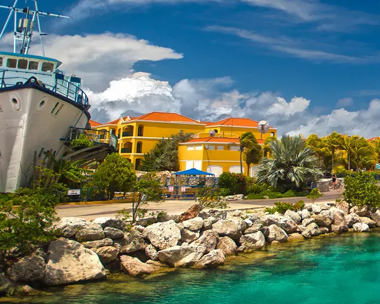 Royal Sea Aquarium Resort